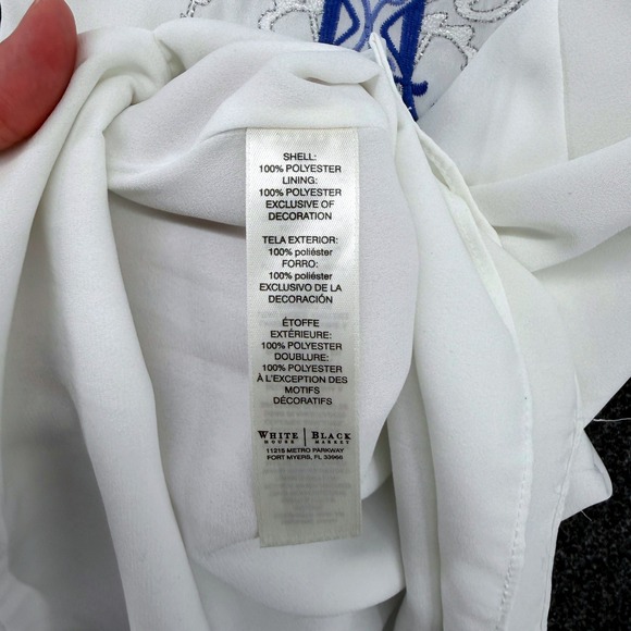 White House Black Market Embroidered V Neck‎ Sleeveless Flowy Tank Top XS Office - Picture 7 of 9